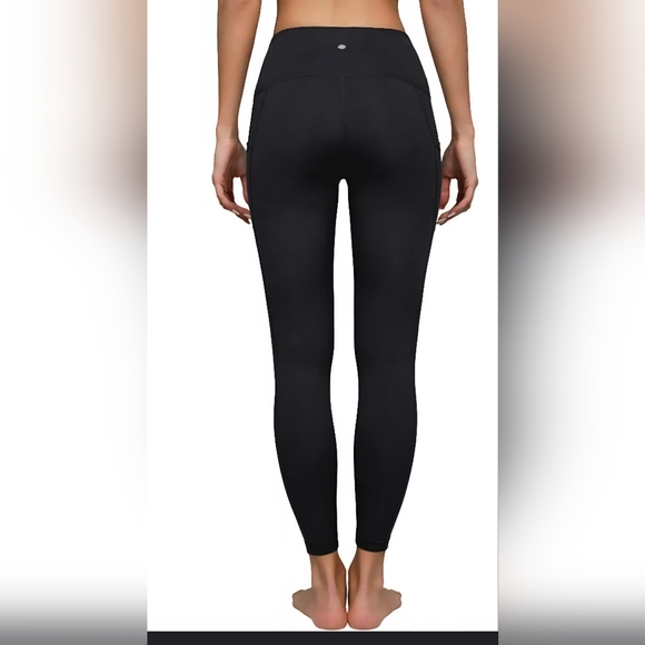 Yogalicious Classic Black Leggings - Picture 1 of 5